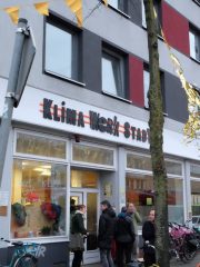 26219635_386825105108763_3194297400738328196_n