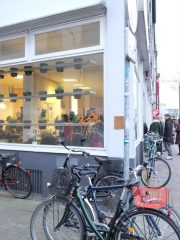 26231080_386825055108768_2290669641606358142_n