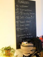 26238780_386825085108765_9061498599374200295_n